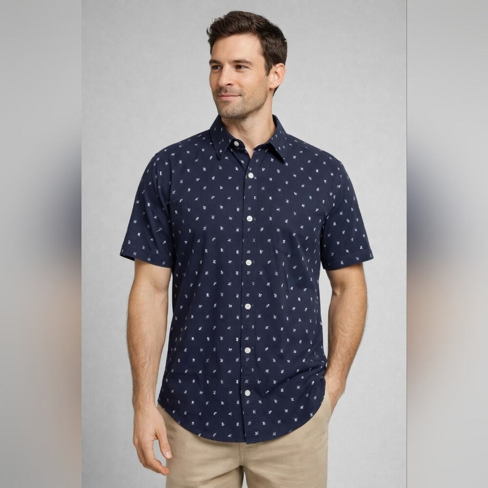 UNTUCKit Dark Blue Silky( Drifit) Pocketed Shirt with Floral Pattern Sz XL #1952